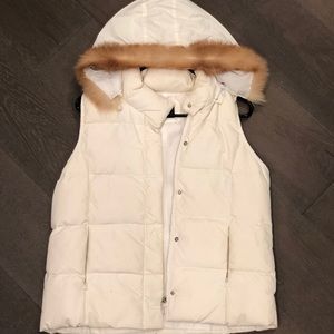 White and fur hood vest - large wears like medium+